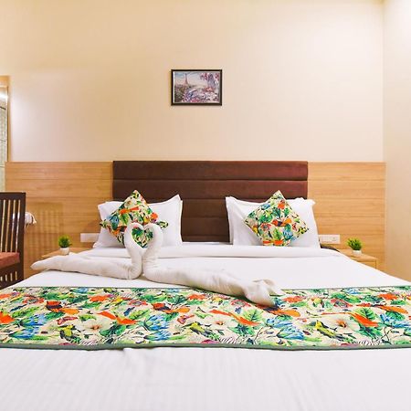 Hotel Remark 烏代浦 外观 照片